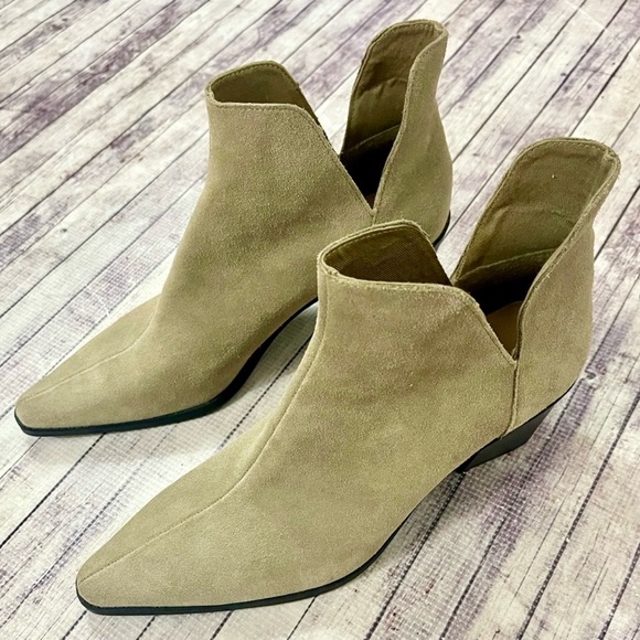Zara Shoes - Zara Booties. Size 40 / size 9. New.